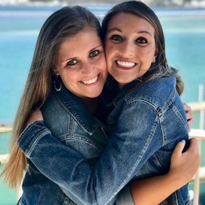 Meet your Posher, Leslie